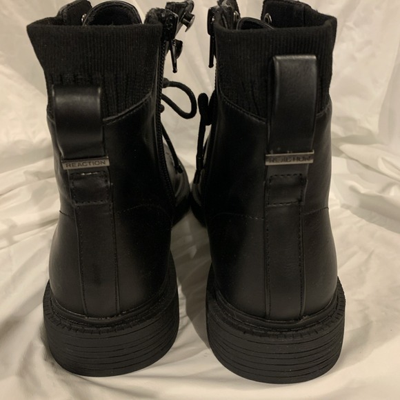 Kenneth Cole Reaction Boots, Women's 7.5, Black, Wills Lug Lace Up, Zippered - Picture 4 of 7